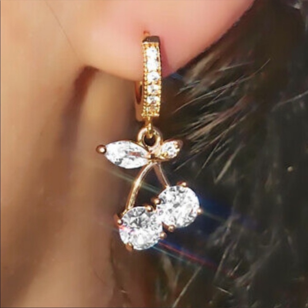 New Silver or Yellow Gold Plated Diamond Earrings